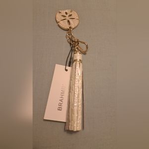 Brahmin Tassel in Milk